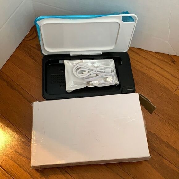 Sanitizer for cellphone, toothbrush, jewelry, etc. - Picture 1 of 5